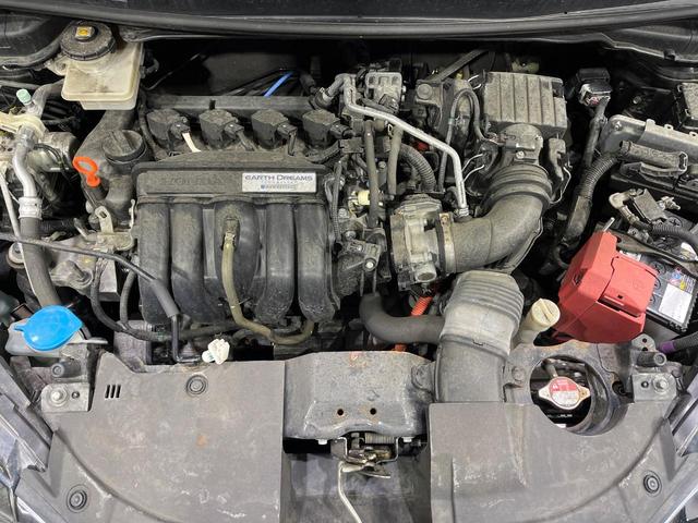 シャトル ハイブリッドＸ　禁煙車　衝突軽減　純正８型ナビ　バックカメラ　クルコン　ＥＴＣ　ＬＥＤヘッドライト　ステアリングスイッチ　シートリフター　スマートキー　Ｂｌｕｅｔｏｏｔｈ　電動格納ミラー　プライバシーガラス（19枚目）