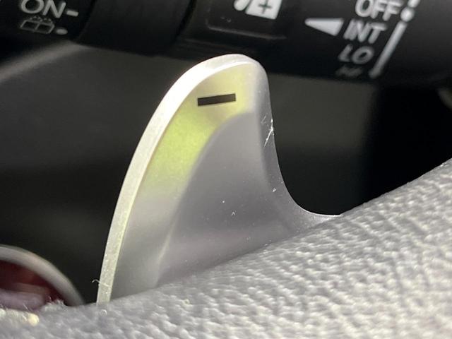 シャトル ハイブリッドＸ　禁煙車　衝突軽減　純正８型ナビ　バックカメラ　クルコン　ＥＴＣ　ＬＥＤヘッドライト　ステアリングスイッチ　シートリフター　スマートキー　Ｂｌｕｅｔｏｏｔｈ　電動格納ミラー　プライバシーガラス（43枚目）