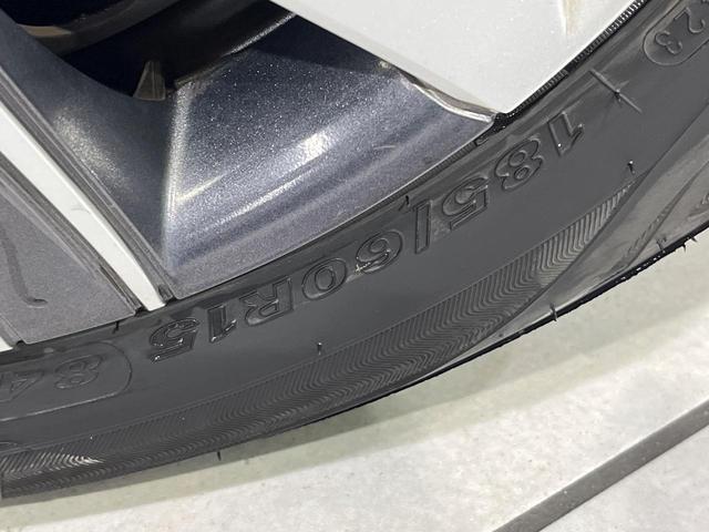 シャトル ハイブリッドＸ　禁煙車　衝突軽減　純正８型ナビ　バックカメラ　クルコン　ＥＴＣ　ＬＥＤヘッドライト　ステアリングスイッチ　シートリフター　スマートキー　Ｂｌｕｅｔｏｏｔｈ　電動格納ミラー　プライバシーガラス（52枚目）