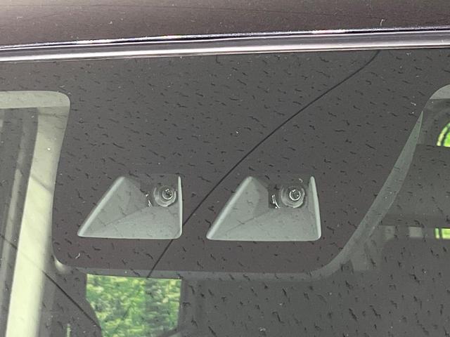 ルーミー Ｇ　コージーエディション　４ＷＤ　禁煙車　衝突軽減　純正ナビ　バックカメラ　両側パワスラ　シートヒーター　クルコン　ＬＥＤヘッド　ＥＴＣ　コーナーセンサー　オートマチックハイビーム　１４インチモデリスタホイール　ス（3枚目）