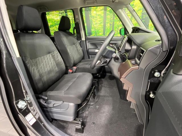 ルーミー Ｇ　コージーエディション　４ＷＤ　禁煙車　衝突軽減　純正ナビ　バックカメラ　両側パワスラ　シートヒーター　クルコン　ＬＥＤヘッド　ＥＴＣ　コーナーセンサー　オートマチックハイビーム　１４インチモデリスタホイール　ス（9枚目）