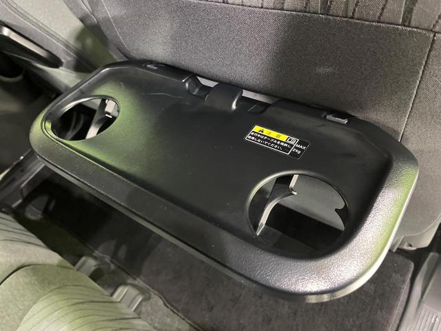 デリカＤ：２ ハイブリッドＭＺ　全方位カメラパッケージ　４ＷＤ　禁煙車　衝突軽減　全周囲カメラ　ナビ　両側電動ドア　クリアランスソナー　シートヒーター　レーダークルーズ　ＬＥＤヘッド　ドライブレコーダー　ＥＴＣ　シートバックテーブル　Ｂｌｕｅｔｏｏｔｈ（27枚目）