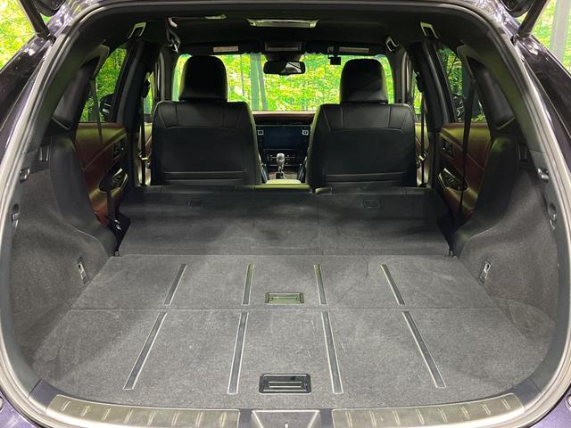 ハリアー プレミアム 4WD 禁煙車 後席モニター 9型ナビ 衝突軽減 パワーバックドア バックカメラ アクセサリーコンセント ETC Bluetooth パワーシート クルコン LEDヘッドライト LEDフォグ(11枚目)