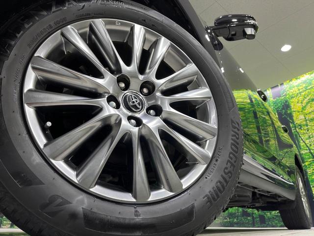 ハリアー プレミアム 4WD 禁煙車 後席モニター 9型ナビ 衝突軽減 パワーバックドア バックカメラ アクセサリーコンセント ETC Bluetooth パワーシート クルコン LEDヘッドライト LEDフォグ(14枚目)