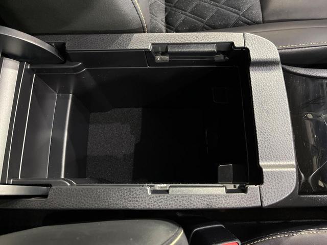 ハリアー プレミアム 4WD 禁煙車 後席モニター 9型ナビ 衝突軽減 パワーバックドア バックカメラ アクセサリーコンセント ETC Bluetooth パワーシート クルコン LEDヘッドライト LEDフォグ(30枚目)