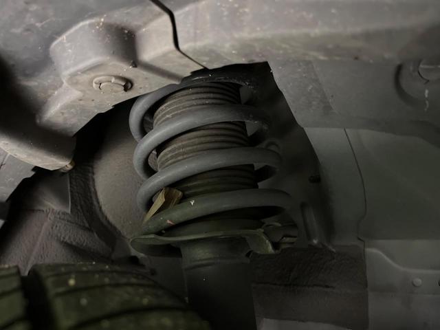 キックス オーテック 4WD 禁煙車 全周囲カメラ 純正9型ナビ プロパイロット デジタルルームミラー 衝突軽減 シートヒーター ステアリングヒーター ドラレコ Bluetooth ETC ハーフレザーシート(21枚目)