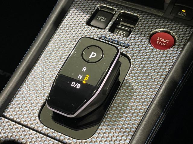 キックス オーテック 4WD 禁煙車 全周囲カメラ 純正9型ナビ プロパイロット デジタルルームミラー 衝突軽減 シートヒーター ステアリングヒーター ドラレコ Bluetooth ETC ハーフレザーシート(69枚目)