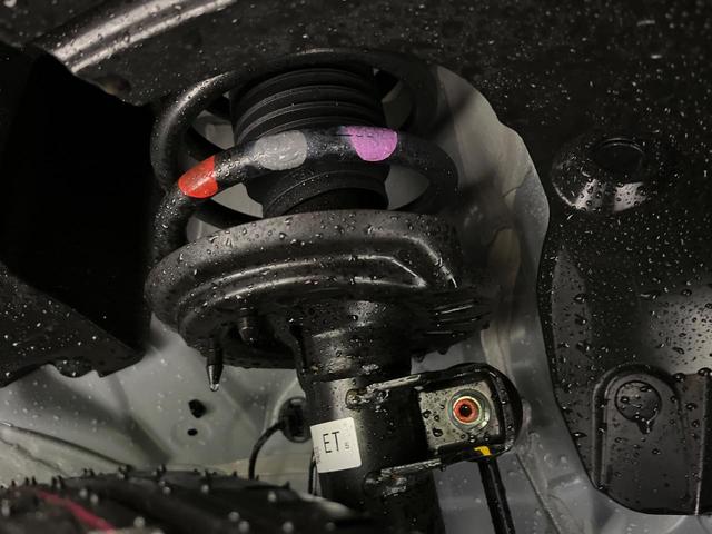 フリード ｅ：ＨＥＶクロスター　登録済未使用車　４ＷＤ　両側電動ドア　衝突軽減　アダプティブクルーズ　ブラインドスポットモニター　前席シートヒーター　クリアランスソナー　ＬＥＤヘッドライト　ＬＥＤフォグ　オートライト　オートエアコン（22枚目）