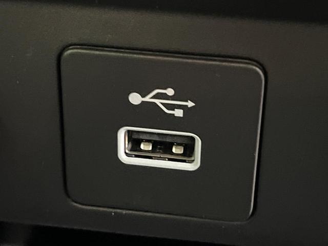 フリード ｅ：ＨＥＶクロスター　登録済未使用車　４ＷＤ　両側電動ドア　衝突軽減　アダプティブクルーズ　ブラインドスポットモニター　前席シートヒーター　クリアランスソナー　ＬＥＤヘッドライト　ＬＥＤフォグ　オートライト　オートエアコン（38枚目）