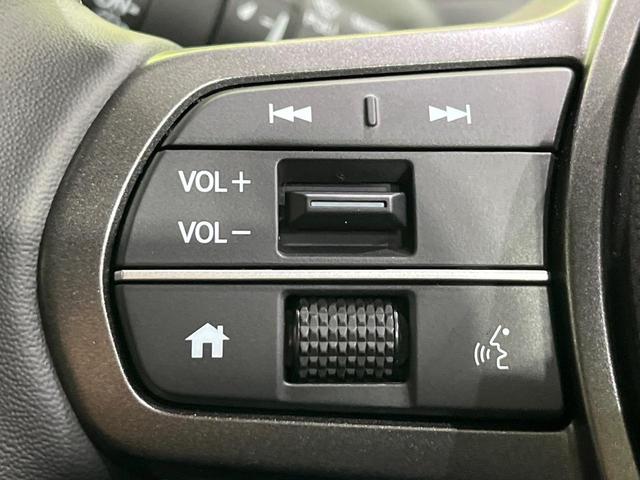 フリード ｅ：ＨＥＶクロスター　登録済未使用車　４ＷＤ　両側電動ドア　衝突軽減　アダプティブクルーズ　ブラインドスポットモニター　前席シートヒーター　クリアランスソナー　ＬＥＤヘッドライト　ＬＥＤフォグ　オートライト　オートエアコン（46枚目）