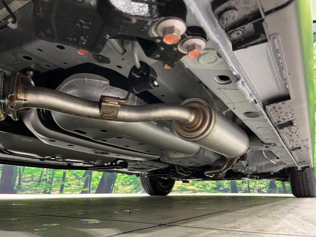 フリード ｅ：ＨＥＶクロスター　登録済未使用車　４ＷＤ　両側電動ドア　衝突軽減　アダプティブクルーズ　ブラインドスポットモニター　前席シートヒーター　クリアランスソナー　ＬＥＤヘッドライト　ＬＥＤフォグ　オートライト　オートエアコン（51枚目）