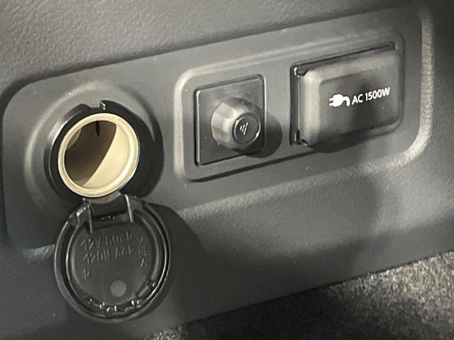 エクストレイル オーテック e-4ORCE 禁煙車 衝突軽減 プロパイロット 純正12.3型ナビ 全周囲カメラ ETC2.0 ドラレコ パワーバックドア 黒革シート 前席パワーシート 全席シートヒーター ルーフレール 純正20インチアルミ(8枚目)