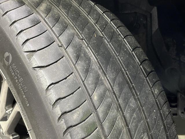 エクストレイル オーテック e-4ORCE 禁煙車 衝突軽減 プロパイロット 純正12.3型ナビ 全周囲カメラ ETC2.0 ドラレコ パワーバックドア 黒革シート 前席パワーシート 全席シートヒーター ルーフレール 純正20インチアルミ(28枚目)