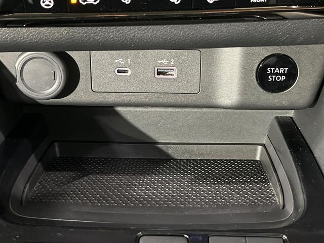 エクストレイル オーテック e-4ORCE 禁煙車 衝突軽減 プロパイロット 純正12.3型ナビ 全周囲カメラ ETC2.0 ドラレコ パワーバックドア 黒革シート 前席パワーシート 全席シートヒーター ルーフレール 純正20インチアルミ(71枚目)