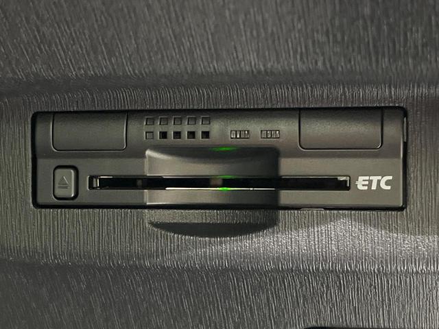 プリウス S 禁煙車 純正ナビ バックカメラ 寒冷地仕様 HIDヘッドライト フォグライト ETC ドラレコ スマートキー シートリフター Bluetooth オートライト 純正15インチアルミ(6枚目)
