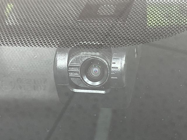 プリウス S 禁煙車 純正ナビ バックカメラ 寒冷地仕様 HIDヘッドライト フォグライト ETC ドラレコ スマートキー シートリフター Bluetooth オートライト 純正15インチアルミ(7枚目)