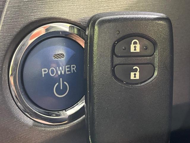 プリウス S 禁煙車 純正ナビ バックカメラ 寒冷地仕様 HIDヘッドライト フォグライト ETC ドラレコ スマートキー シートリフター Bluetooth オートライト 純正15インチアルミ(8枚目)