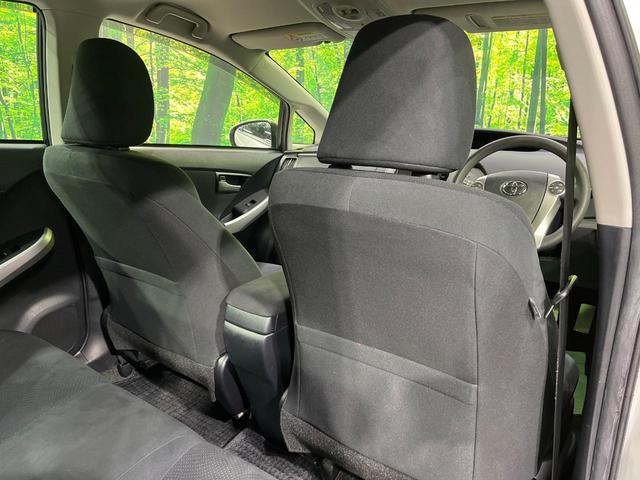 プリウス S 禁煙車 純正ナビ バックカメラ 寒冷地仕様 HIDヘッドライト フォグライト ETC ドラレコ スマートキー シートリフター Bluetooth オートライト 純正15インチアルミ(30枚目)