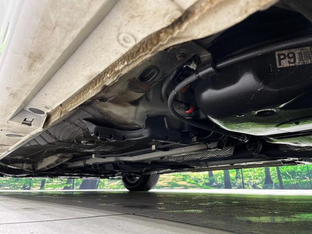 プリウス S 禁煙車 純正ナビ バックカメラ 寒冷地仕様 HIDヘッドライト フォグライト ETC ドラレコ スマートキー シートリフター Bluetooth オートライト 純正15インチアルミ(45枚目)