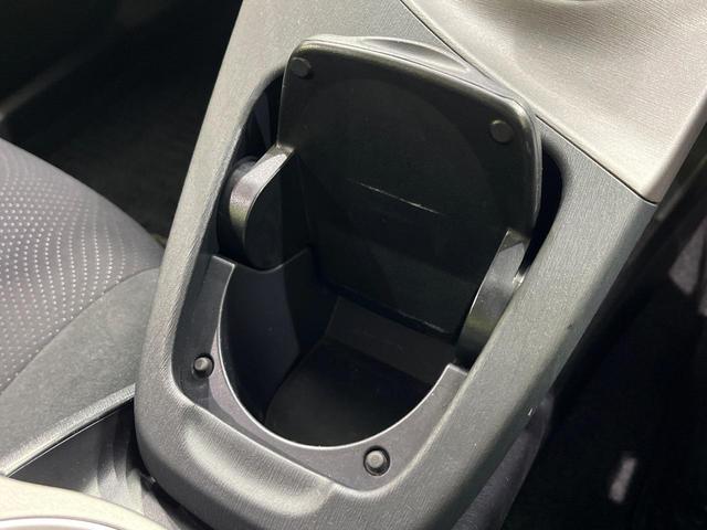 プリウス S 禁煙車 純正ナビ バックカメラ 寒冷地仕様 HIDヘッドライト フォグライト ETC ドラレコ スマートキー シートリフター Bluetooth オートライト 純正15インチアルミ(50枚目)