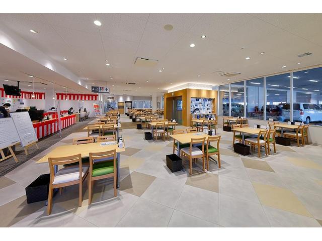 プリウス S 禁煙車 純正ナビ バックカメラ 寒冷地仕様 HIDヘッドライト フォグライト ETC ドラレコ スマートキー シートリフター Bluetooth オートライト 純正15インチアルミ(76枚目)