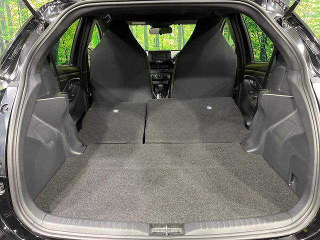 ヤリス X 4WD 禁煙車 衝突軽減 寒冷地仕様 ナビ バックカメラ ETC Bluetooth レーダークルーズ クリアランスソナー オートハイビーム オートライト アイドリングストップ スマートキー(11枚目)