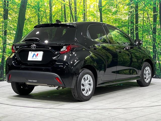 ヤリス X 4WD 禁煙車 衝突軽減 寒冷地仕様 ナビ バックカメラ ETC Bluetooth レーダークルーズ クリアランスソナー オートハイビーム オートライト アイドリングストップ スマートキー(18枚目)