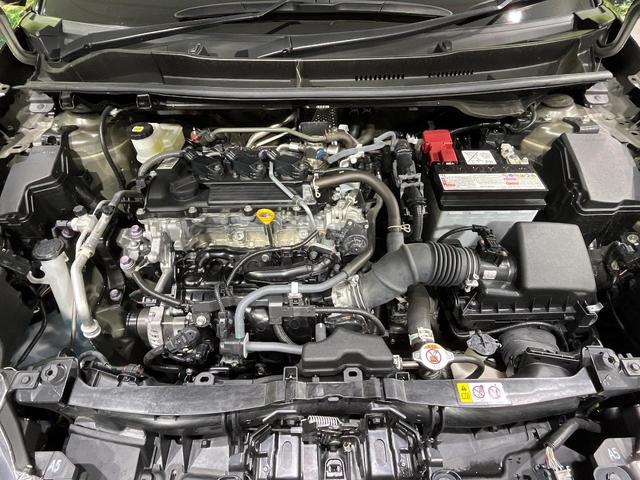 ヤリス X 4WD 禁煙車 衝突軽減 寒冷地仕様 ナビ バックカメラ ETC Bluetooth レーダークルーズ クリアランスソナー オートハイビーム オートライト アイドリングストップ スマートキー(19枚目)