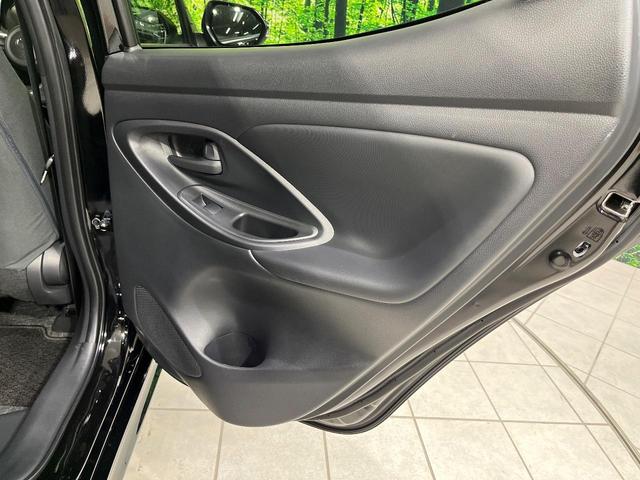ヤリス X 4WD 禁煙車 衝突軽減 寒冷地仕様 ナビ バックカメラ ETC Bluetooth レーダークルーズ クリアランスソナー オートハイビーム オートライト アイドリングストップ スマートキー(41枚目)