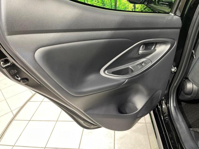 ヤリス X 4WD 禁煙車 衝突軽減 寒冷地仕様 ナビ バックカメラ ETC Bluetooth レーダークルーズ クリアランスソナー オートハイビーム オートライト アイドリングストップ スマートキー(43枚目)