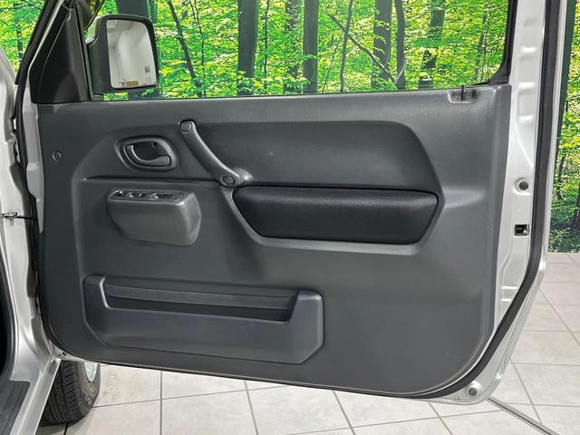 ジムニー ＸＣ　４ＷＤ　禁煙車　キーレス　ルーフレール　ＣＤオーディオ　ＡＢＳ　エアコン　電動格納ミラー　純正１６インチアルミホイール　衝突安全ボディ　盗難防止システム　パワーウィンドウ　プライバシーガラス（33枚目）