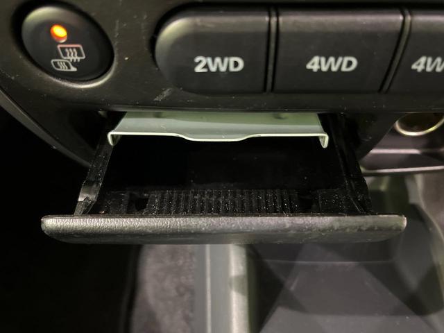 ジムニー ＸＣ　４ＷＤ　禁煙車　キーレス　ルーフレール　ＣＤオーディオ　ＡＢＳ　エアコン　電動格納ミラー　純正１６インチアルミホイール　衝突安全ボディ　盗難防止システム　パワーウィンドウ　プライバシーガラス（44枚目）