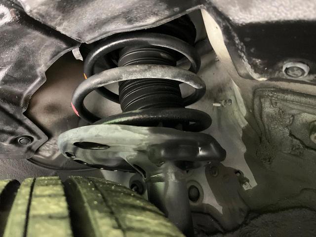 ハリアー プレミアム 4WD 禁煙車 純正9型ナビ バックカメラ ETC ドラレコ パワーシート パワーバックドア ウッドコンビステアリング LEDヘッド クルーズコントロール オートハイビーム 左右独立オートエアコン(20枚目)