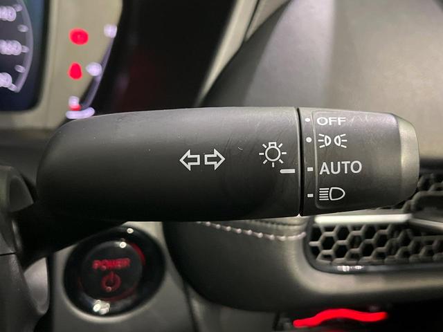 ＺＲ－Ｖ ｅ：ＨＥＶ　Ｘ　４ＷＤ　衝突軽減　禁煙車　純正９型ナビ　アダプティブクルーズ　バックカメラ　ＥＴＣ　Ｂｌｕｅｔｏｏｔｈ　フルセグ　前席シートヒーター　パワーバックドア　ＬＥＤヘッド　レーンキープアシスト（30枚目）