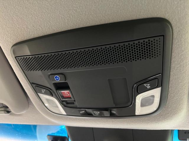 フィット ｅ：ＨＥＶクロスター　４ＷＤ　禁煙車　ナビ　バックカメラ　衝突軽減　アダプティブクルーズコントロール　寒冷地仕様　ドラレコ　ＥＴＣ　コーナーセンサー　オートマチックハイビーム　スマートキー　車線逸脱防止装置　横滑り防止装置（52枚目）