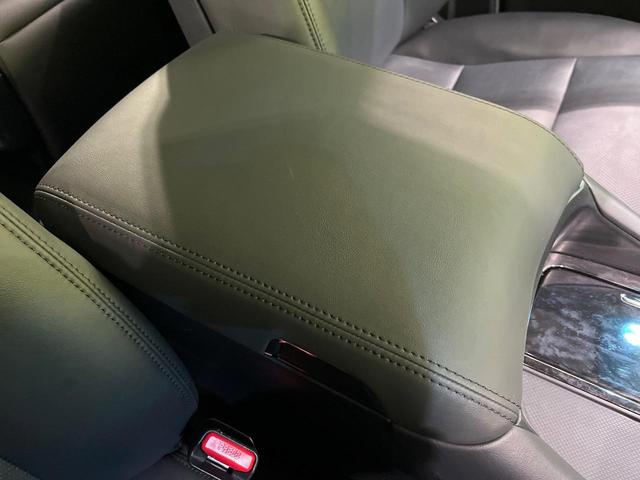 ヴェルファイアハイブリッド ＺＲ　４ＷＤ　禁煙車　９型ナビ　バックカメラ　ＣＤ／ＤＶＤデッキ　ＡＣ１００Ｖ電源　メモリー付パワーシート　シートヒーター　レーダークルーズ　両側電動ドア　ドラレコ　ＥＴＣ　衝突軽減　パワーバックドア（68枚目）