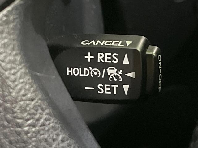 ヴェルファイア ２．５Ｚ　Ｇエディション　４ＷＤ　禁煙車　後席モニター　純正１０型ナビ　バックカメラ　ＡＣ１００Ｖ　両側電動ドア　ＥＴＣ　パワーシート　コーナーセンサー　レーダークルーズ　ドラレコ　デジタルルームミラー　ステアリングヒーター（61枚目）