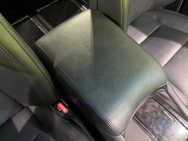 ヴェルファイア ２．５Ｚ　Ｇエディション　４ＷＤ　禁煙車　後席モニター　純正１０型ナビ　バックカメラ　ＡＣ１００Ｖ　両側電動ドア　ＥＴＣ　パワーシート　コーナーセンサー　レーダークルーズ　ドラレコ　デジタルルームミラー　ステアリングヒーター（69枚目）