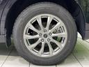 プレミアム　４ＷＤ　禁煙車　衝突軽減　純正ナビ　ＥＴＣ　パワーバックドア　バックカメラ　Ｂｌｕｅｔｏｏｔｈ　前席シートヒーター　クルコン　電動格納ミラー　オートライト　オートエアコン　スマートキー（63枚目）