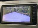 プリウス S 禁煙車 純正ナビ バックカメラ 寒冷地仕様 HIDヘッドライト フォグライト ETC ドラレコ スマートキー シートリフター Bluetooth オートライト 純正15インチアルミ(4枚目)