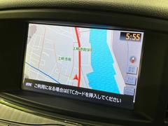 【メーカー純正ナビ】インテリアに溶け込むスタイリッシュな「専用設計」メーカーナビを装備♪視認性や操作性など基本性能にも優れ、より上質なカーライフをお楽しみいただけます。 5