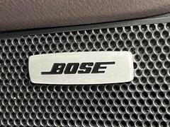 【ＢＯＳＥサウンドシステム】メーカーオプションの高品位サウンドシステムを搭載。専用のチューニングが施された大小様々なスピーカーから良質なサウンドが奏でられ、臨場感あふれる音響空間を演出します。 7