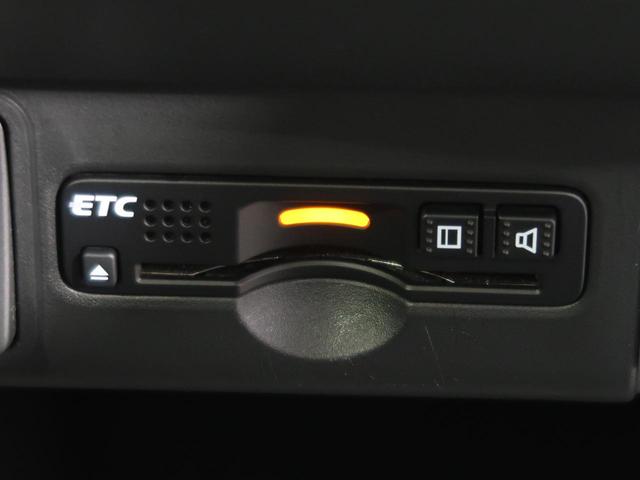 ツアラー 4WD 禁煙車 SDナビ シートヒーター フルセグTV ETC バックカメラ Bluetooth再生 HIDヘッドライト クルーズコントロール スマートキー 純正14インチアルミホイール(7枚目)