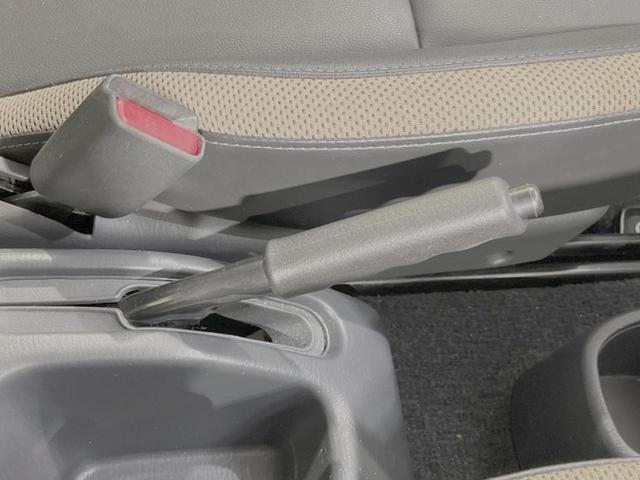 ランドベンチャー 4WD 禁煙車 Bluetooth再生 シートヒーター ETC 純正16インチアルミホイール 革巻きステアリング CD再生 盗難防止装置 プライバシーガラス(21枚目)