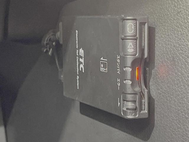 20X 4WD 禁煙車 純正ナビ ETC 地デジTV バックカメラ HIDヘッドライト オートライト スマートキー フロントフォグランプ オートエアコン 純正17インチアルミホイール(5枚目)