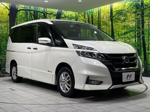 セレナ ハイウェイスター　４ＷＤ　電動スライドドア　純正ＳＤナビ　後席モニター　全周囲カメラ　エマージェンシーブレーキ　プロパイロット　禁煙車　コーナーセンサー　スマートキー　ＬＥＤヘッド　ビルトインＥＴＣ　車線逸脱警報（17枚目）