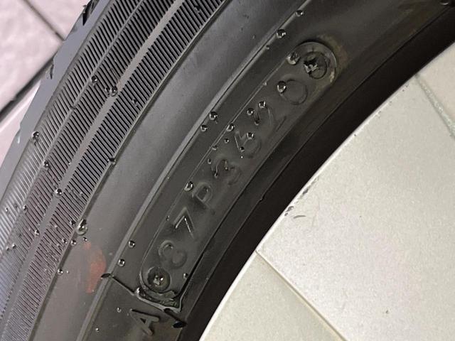 ヤリス ハイブリッドＺ　４ＷＤ　純正８型ディスプレイオーディオ　全周囲カメラ　寒冷地仕様　セーフティセンス　レーダークルーズ　禁煙車　シートヒーター　ドラレコ　コーナーセンサー　スマートキー　ＬＥＤヘッド　ＥＴＣ２．０（60枚目）
