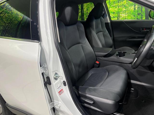 ハリアー Ｓ　４ＷＤ　バックカメラ　セーフティセンス　レーダークルーズ　禁煙車　コーナーセンサー　スマートキー　ＬＥＤヘッド　８型ディスプレイオーディオ　ＥＴＣ２．０　オートハイビーム　車線逸脱警報　オートライト（8枚目）