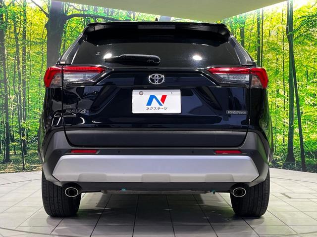 ＲＡＶ４ アドベンチャー　４ＷＤ　パノラマルーフ　純正９型ＳＤナビ　バックカメラ　寒冷地仕様　セーフティセンス　レーダークルーズ　禁煙車　合皮シート　前席シートエアコン　パワーシート　スマートキー　ＬＥＤヘッド　ＥＴＣ（15枚目）