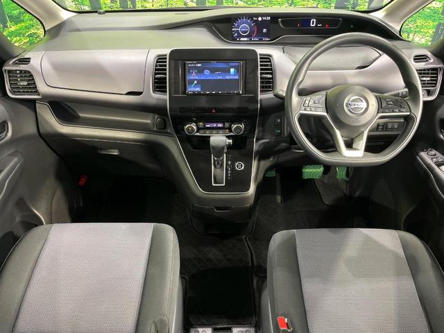 セレナ ＸＶ　４ＷＤ　両側電動スライドドア　ＳＤナビ　バックカメラ　インテリジェントエマージェンシーブレーキ　禁煙車　ドラレコ　コーナーセンサー　スマートキー　ＥＴＣ　クルーズコントロール　車線逸脱警報（2枚目）